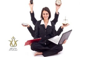 نفقه زن خانه دار با زن شاغل
